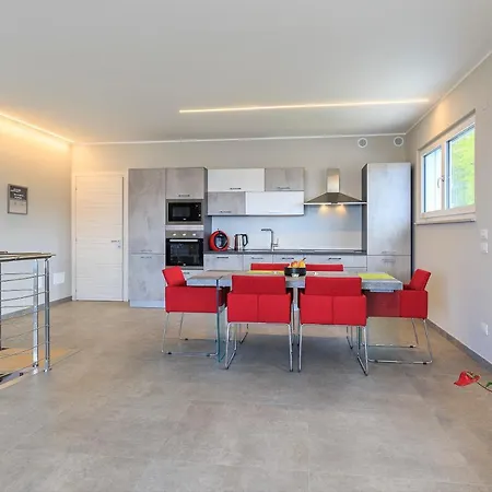 Skylake Penthouse By Impero House Appartement